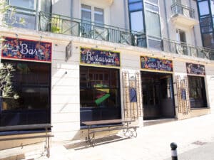 Enseigne céramique Castor Bellux à Dinard