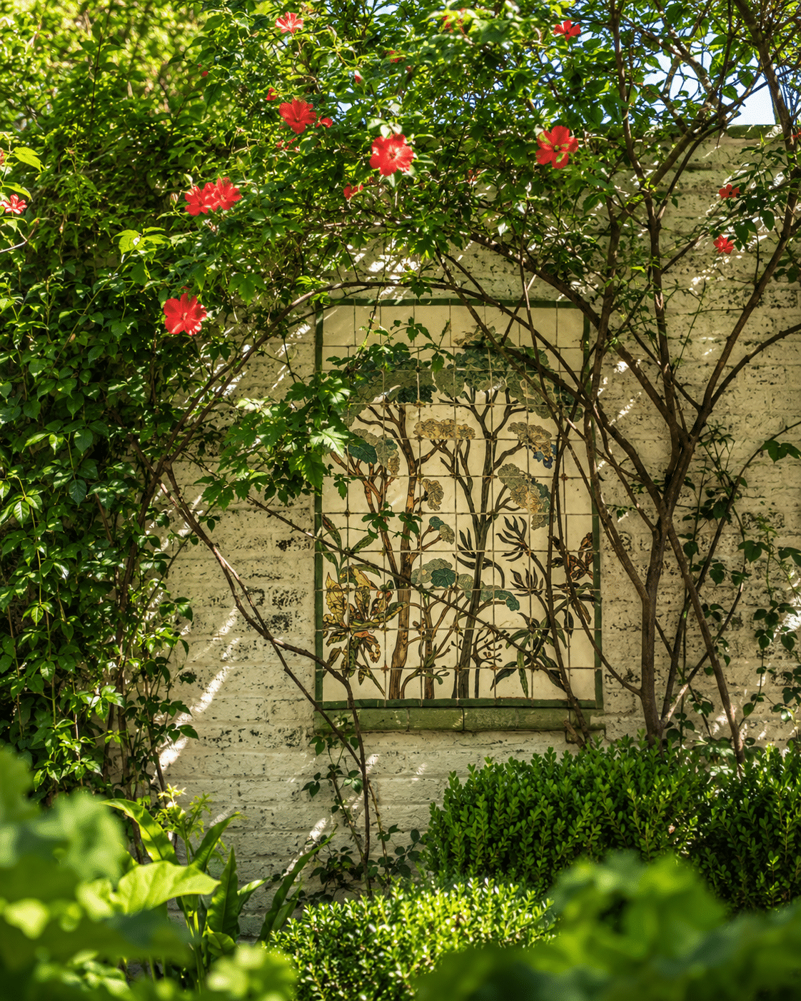 Décor de jardin en céramique émaillée Art Nouveau
