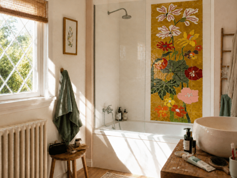 Décor de salle de bain en céramique émaillée Art Nouveau